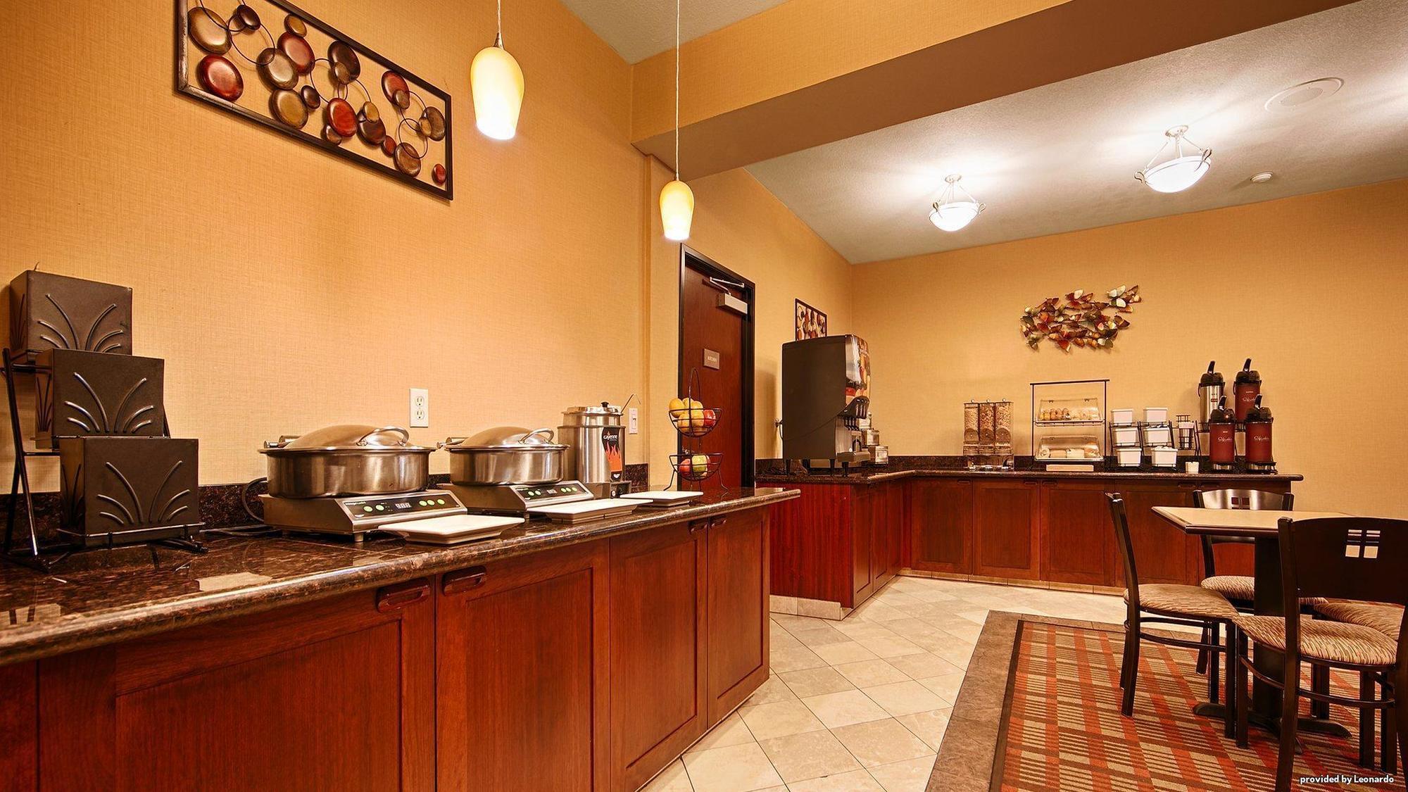 Best Western Wilsonville Inn & Suites Exteriér fotografie